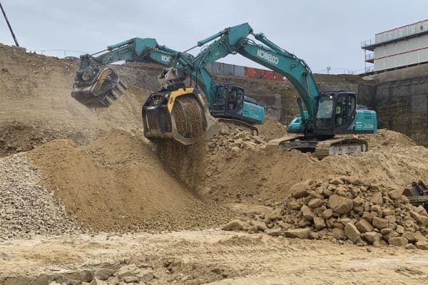 MBクラッシャー BF120 バケットクラッシャー MB-S18 スクリーンバケット アタッチメント コベルコ SK 350 Liebherr 934