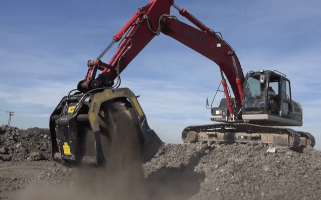 MB S18 Link Belt 210 X2 Argentina foundry scraps