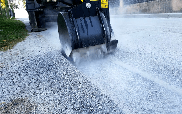 MB R500 Terex TLB 840 Slovenia road construction asphalt