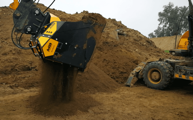 MB-HDS320 JCBJS175 Poland landscaping soil (HDS320 soil)