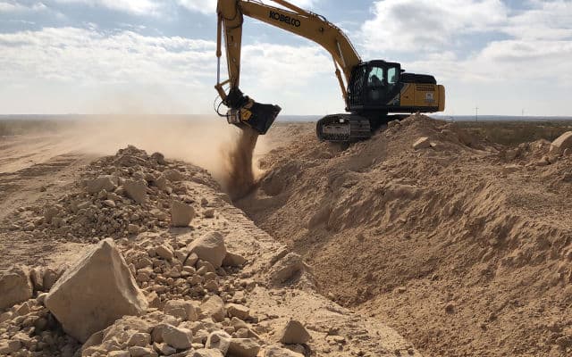 MB-HDS320 Kobelco-SK300LC USA utility-works soil rocks (HDS320 rocks・soil)