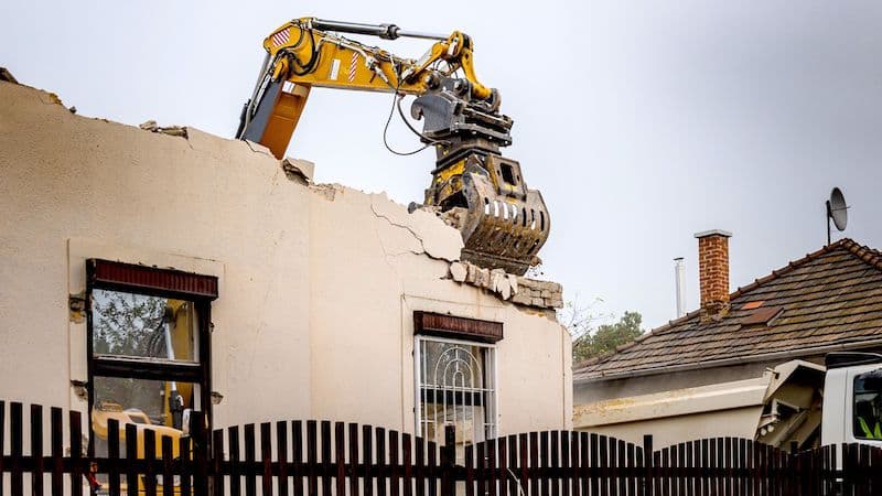 MB-G900 Caterpillar。