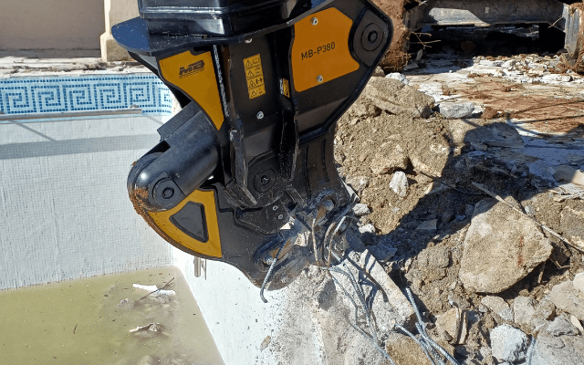 MB-P380 Doosan DX62 (P380 concrete・demolition)