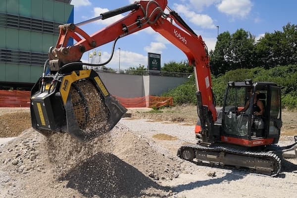 MB-S10 Kubota KX080-4