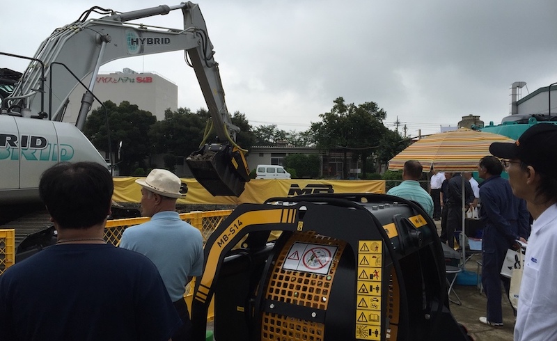 展示会でのmbクラッシャーバケット